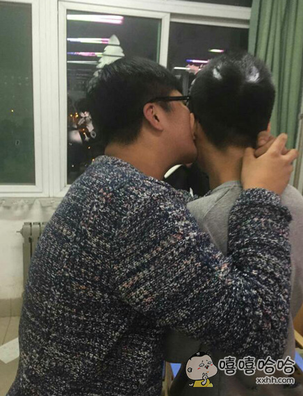 隔壁宿舍上下铺的舍友,终于暴露了~~的评论