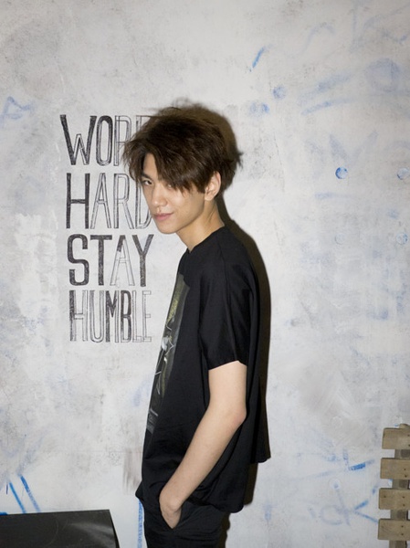 盛骏个人资料_新闻_图片_视频_作品_百田明星大全