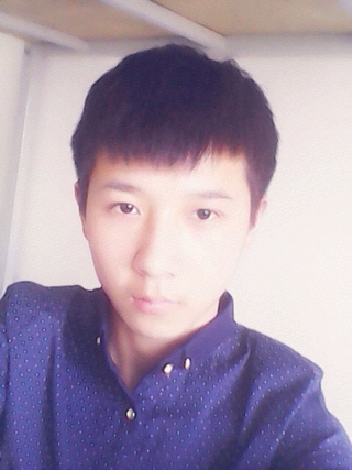 小红长得很漂亮成绩也很好,班主任马建很喜欢她,总是对她动手动脚的,有时候晚自习结束了还留她下来讨论学习问题,不过小红不排斥班主任的行为。全班同学除了小明都很讨厌她,并且时常对她进行欺凌,大家在她背后骂她装高傲又犯骚老爱向老师打小报告,还勾引班主任。小明是个例外,他已经喜欢小红两年多了,每天都给她送吃的用的,还帮小红整理被同学扔掉的书。而小红对于他送的东西和给予的关心毫不动容。但小明还是喜欢她,并坚持给她送东西和给她打电话,哪怕她接了电话马上挂掉。有一天,小红被人杀害在了教室里,凶手用绳子将她捆在在了她的座椅上。她的脸上盖着很多层的湿纸巾,是窒息而死的。小红头发凌乱,掀开纸巾发现她满脸淤青,衣服被撕得稀巴烂,但没有受到猥亵。死亡时间大概是前一晚的11点左右,现场还发现了一大堆开封的零食和用品。班里同学众口一词表示那些都是小明送的。JC还在兜里发现了她的手机,打开手机查了通话记录,发现前一晚的11点整小明曾打过电话给小红,通话时间为2秒。学校保卫处表示昨晚他们很早就睡了,没查看教室,学校各处大概有30个的监控摄像头都在短时间里被人打歪并用黑布给蒙住。班主任马建也表示他昨晚很早就回家睡觉了。而小明对小红的死则是痛苦不已。 问:这件事对小明造成了巨大的心里阴影,求阴影部分的面积。