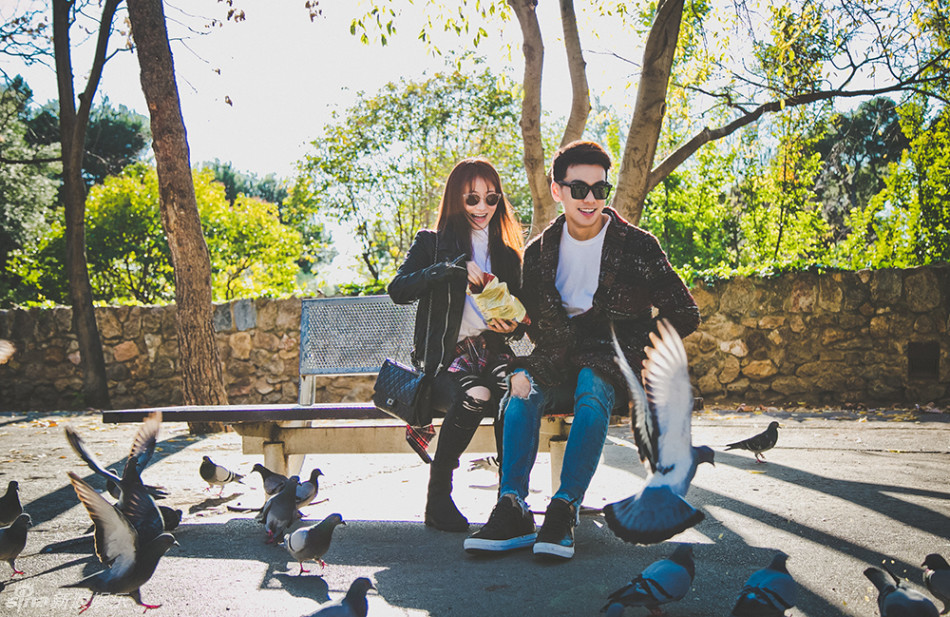 暮光女与超模夜游 穿露膝裤打扮随性_百田明星