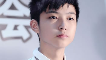 【墨梓柒】30位最近很火的男明星。